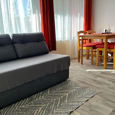 Centr00M Apartman Dunafoldvar Экстерьер фото